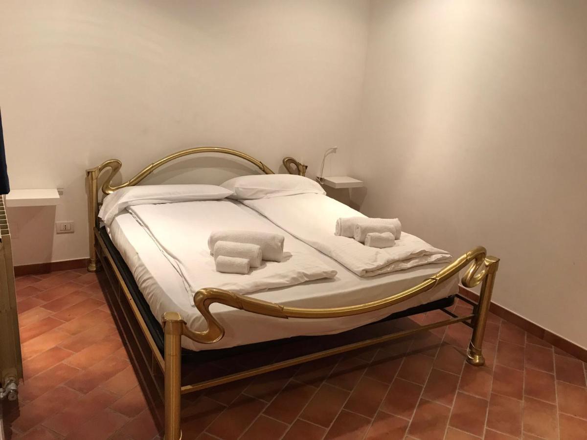 Residenza Madonna เวโรนา ภายนอก รูปภาพ