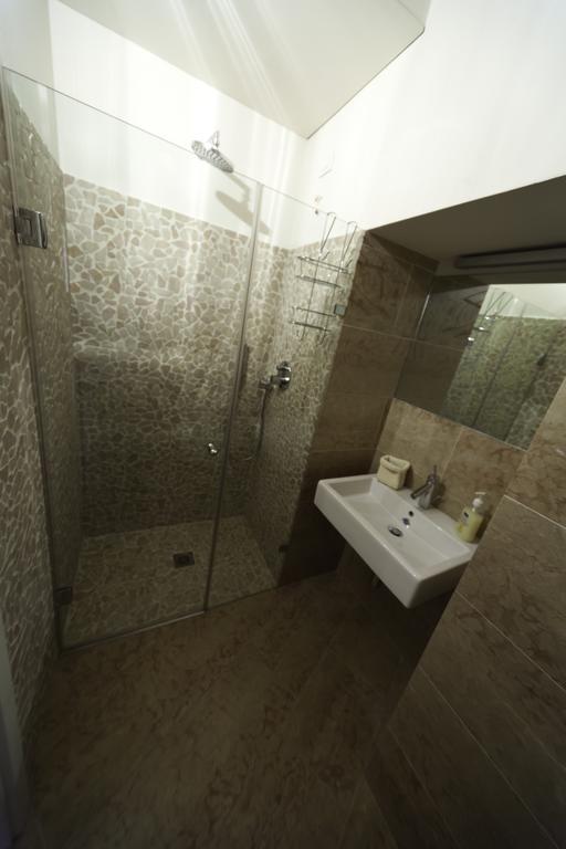 Residenza Madonna เวโรนา ภายนอก รูปภาพ