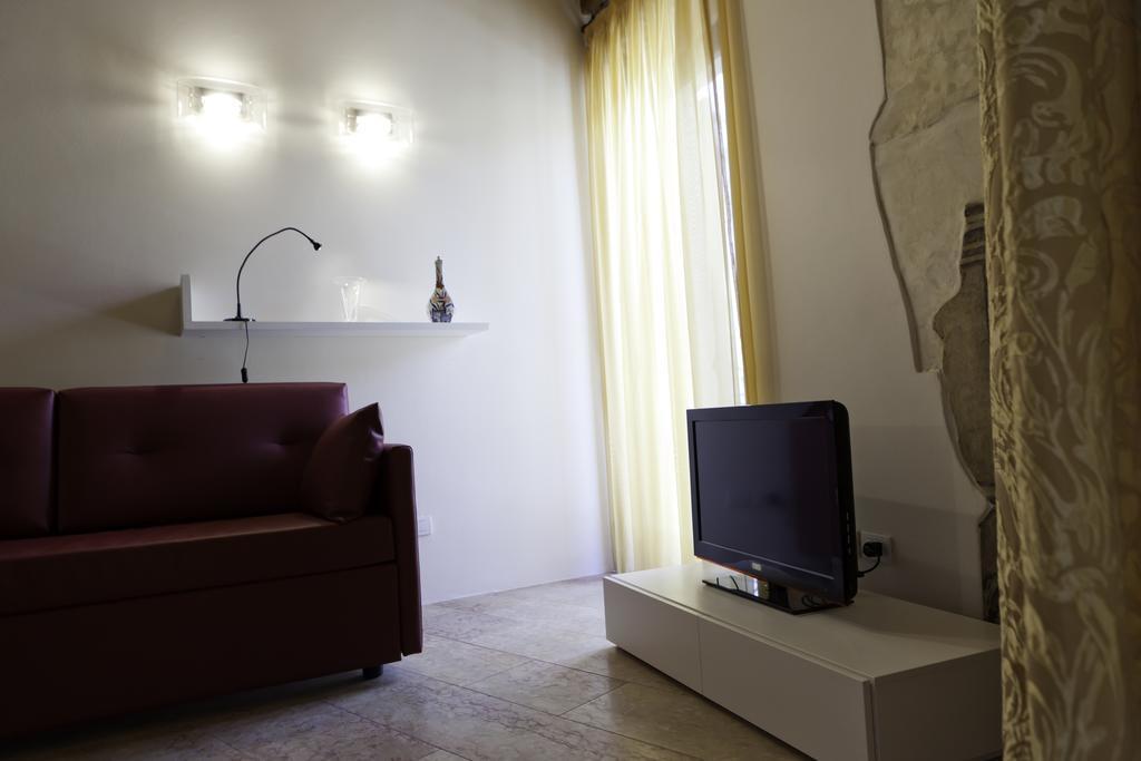 Residenza Madonna เวโรนา ภายนอก รูปภาพ